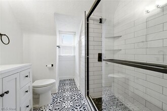 3326 E Overlook Rd in Cleveland Heights, OH - Building Photo - Building Photo