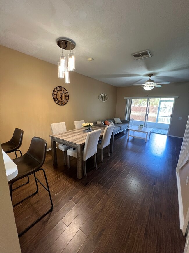 1132 Kennewick Ct in Wesley Chapel, FL - Building Photo - Building Photo