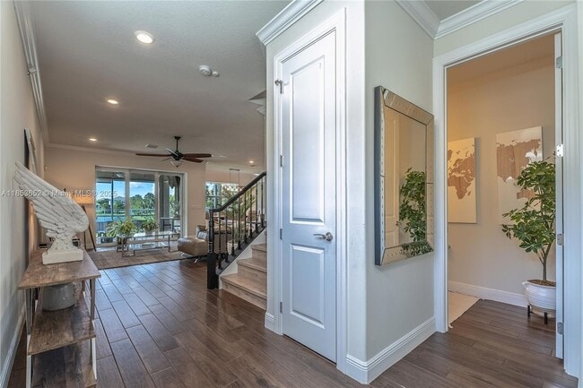 4658 Greenway Dr in Hollywood, FL - Building Photo - Building Photo