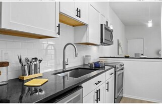 2627 Douglas Ave in Dallas, TX - Building Photo