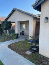 4623 Kaytlain Ave in Bakersfield, CA - Building Photo - Building Photo