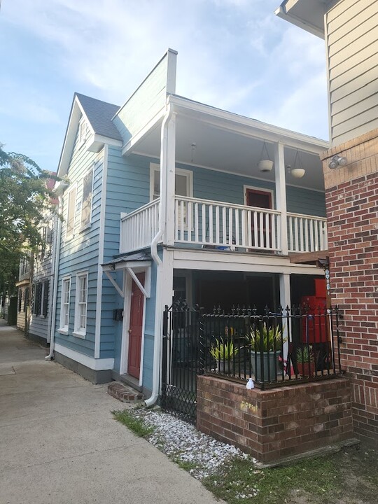 234 Coming St in Charleston, SC - Building Photo