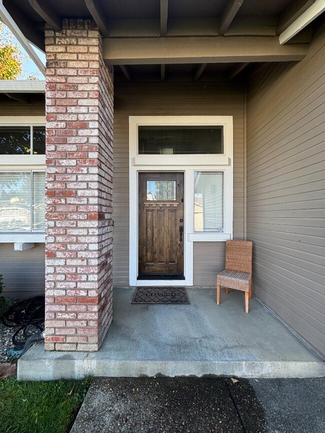 430 Inverness Way in Vacaville, CA - Building Photo - Building Photo
