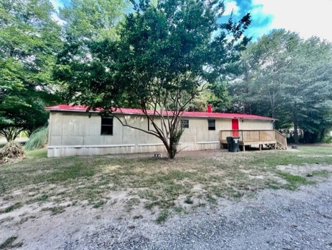 property at 1736 Ratchford Rd