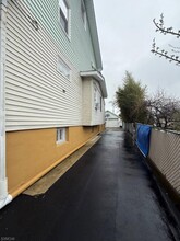 25 Hammond Ave in Clifton, NJ - Building Photo - Building Photo