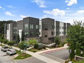 388 Pratt Dr SE in Atlanta, GA - Foto de edificio - Building Photo