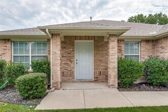 7554 Brittany Pl in Fort Worth, TX - Building Photo - Building Photo