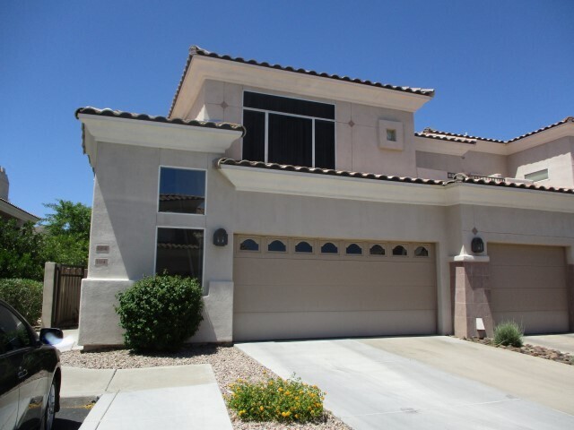 1747 E Northern Ave-Unit -UNIT 204 in Phoenix, AZ - Building Photo