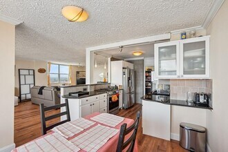 6040 BLVD E in West New York, NJ - Foto de edificio - Building Photo