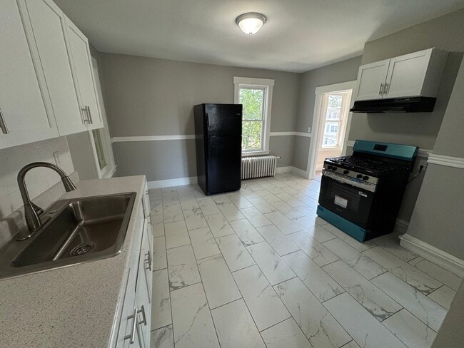 148 Wilson St, Unit 3