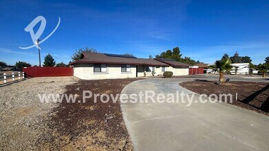 14278 Tawya Rd in Apple Valley, CA - Building Photo - Building Photo
