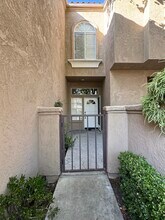 11264 Portobelo Dr in San Diego, CA - Foto de edificio - Building Photo