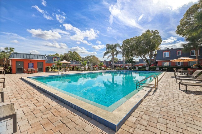 Sapphire Winter Park in Winter Park, FL - Foto de edificio - Building Photo
