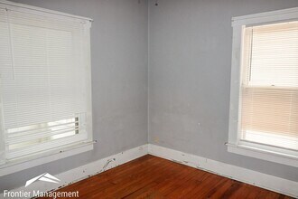 1008 Ratone St in Manhattan, KS - Building Photo - Building Photo