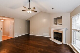 5109 Jon Oak Dr in Arlington, TN - Building Photo - Building Photo