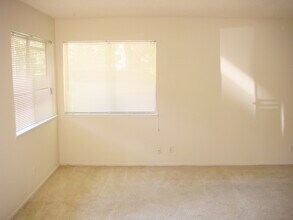 1908 El Paso Ave in Davis, CA - Building Photo - Building Photo