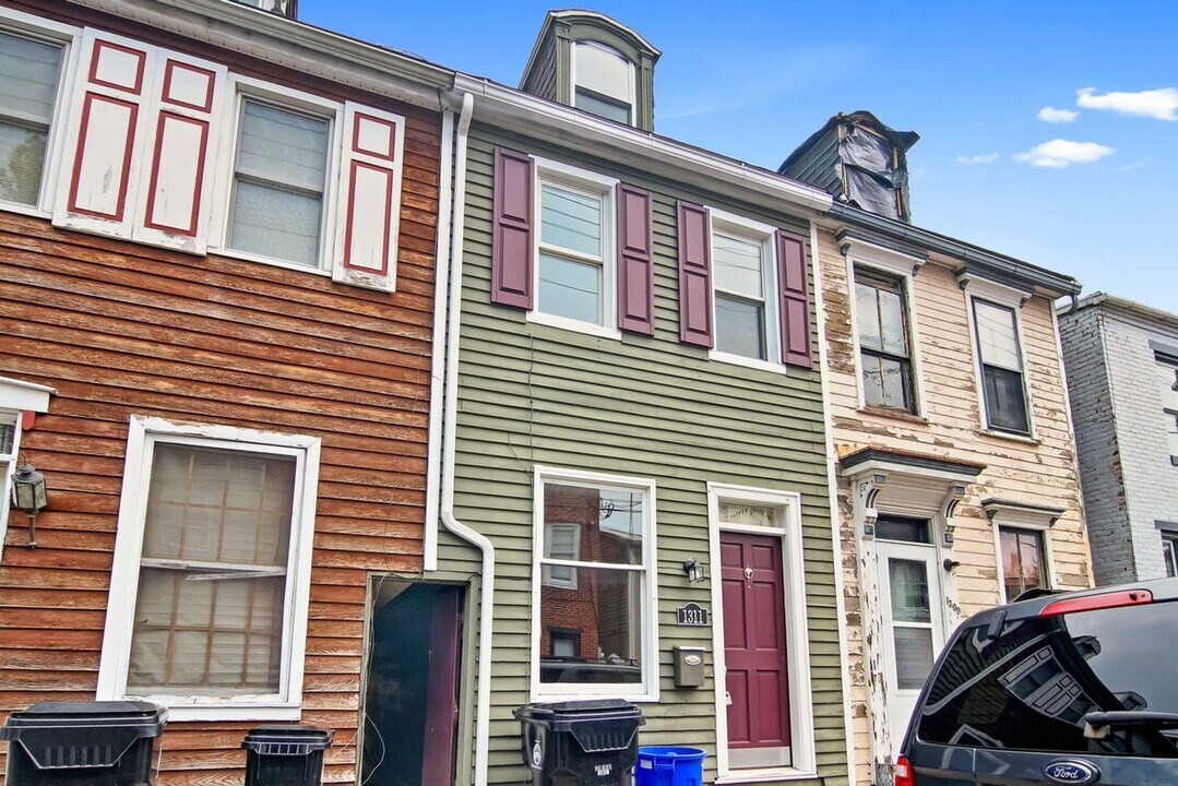 1311 Penn St in Harrisburg, PA - Building Photo