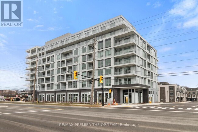 500 Plains Rd E in Burlington, ON - Building Photo - Building Photo