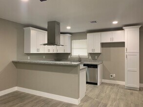 231 Acker St in Magnolia, TX - Foto de edificio - Building Photo