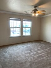 13410 Crocus Way in Armona, CA - Building Photo - Building Photo