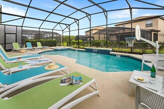 6048 Broad Oak Dr in Davenport, FL - Building Photo - Building Photo