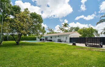 10841 SW 127th St in Miami, FL - Building Photo - Building Photo