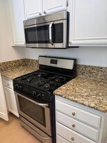 15507 Moorpark St in Los Angeles, CA - Building Photo