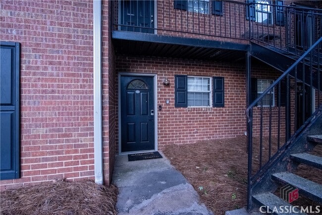 property at 1055 Baxter St