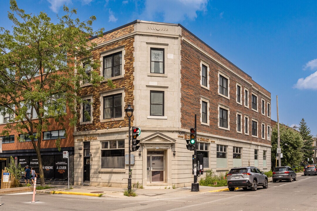 4950 Wellington Rue in Montréal, QC - Building Photo