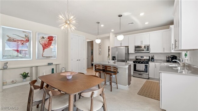 12250 Canal Grande Dr in Ft. Myers, FL - Building Photo - Building Photo