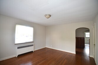 6320 Kennedy Ave in Cincinnati, OH - Building Photo - Building Photo