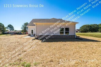 1213 Sommers Ridge Dr in Athens, AL - Building Photo - Building Photo