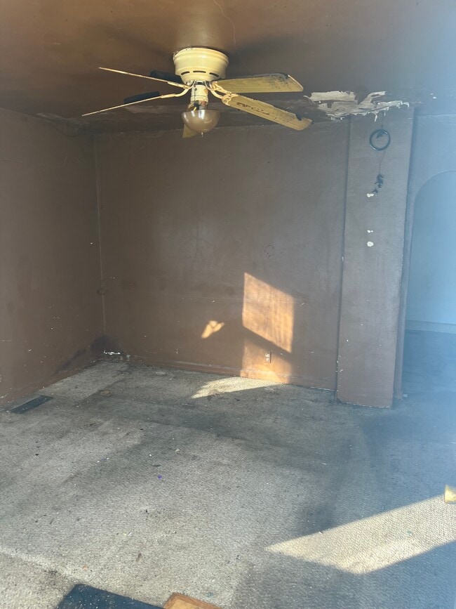 335 N Fairmont Ave in Kankakee, IL - Building Photo - Building Photo