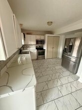 781 Bent Oak Dr in Columbus, OH - Building Photo - Building Photo