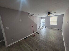 2910 N Taylor St in Philadelphia, PA - Foto de edificio - Building Photo