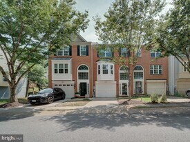 3019 Spice Bush Rd in Laurel, MD - Building Photo