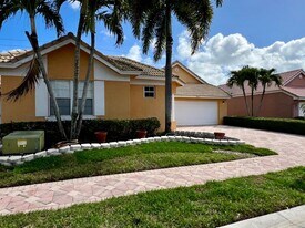 9942 Boynton Gardens Way in Boynton Beach, FL - Building Photo