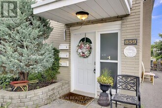 859 Tavistock Rd in Ottawa, ON - Building Photo - Building Photo