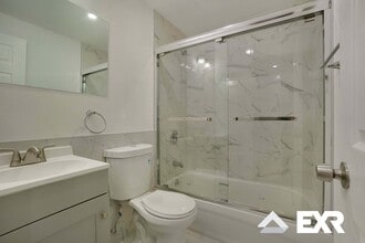 75 Woodbine St, Unit 3 in Brooklyn, NY - Building Photo - Building Photo