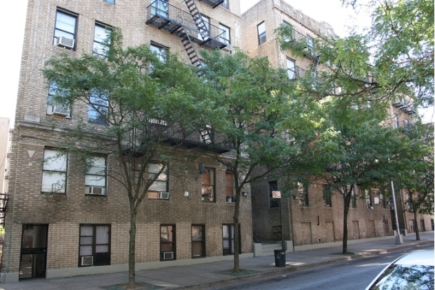 Daly Avenue Apartments in Bronx, NY - Building Photo