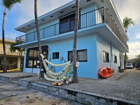 112 Zane Gray Creek Dr in Layton, FL - Building Photo