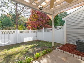 14255 Tranters Creek Ln in Charlotte, NC - Building Photo - Building Photo