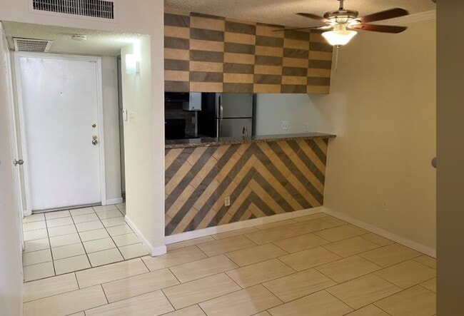 10110 Forum West Dr in Houston, TX - Building Photo - Building Photo