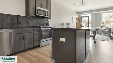 299 DeBaliviere Ave in St. Louis, MO - Building Photo - Building Photo