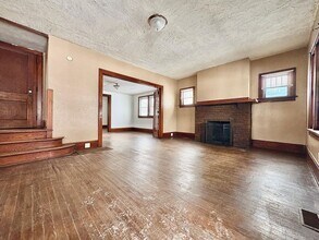 614 E Broadway St in South Bend, IN - Building Photo - Building Photo