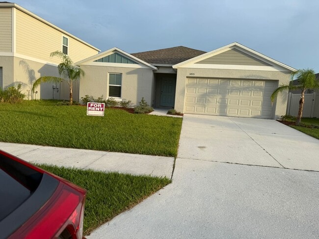property at 1435 Axel Cir