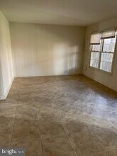 5516 Sully Lake Dr in Centreville, VA - Building Photo - Building Photo