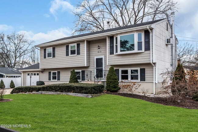 613 Champlain St in Toms River, NJ - Building Photo - Building Photo