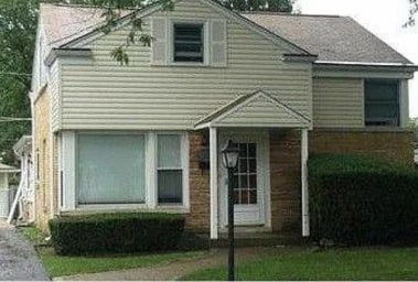 9225 Mason Ave in Morton Grove, IL - Building Photo - Building Photo