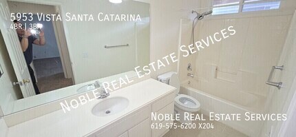 5953 Vista Santa Catarina in San Diego, CA - Building Photo - Building Photo